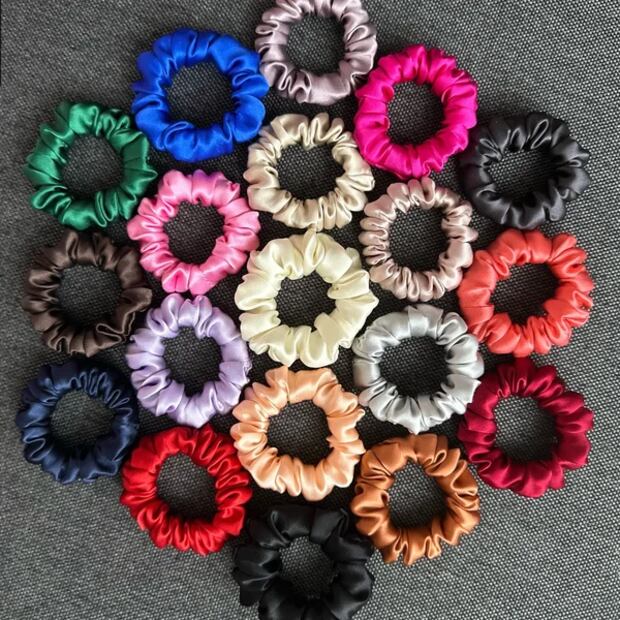 Scrunchies para el cabello. Foto: Etsy