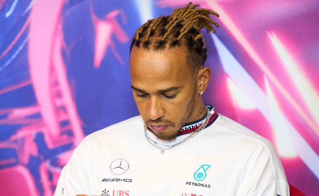Lewis Hamilton en una conferencia de prensa de la Fórmula 1 - FOTO: AFP