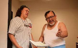 Edi y Rudy batallan con la estupidez