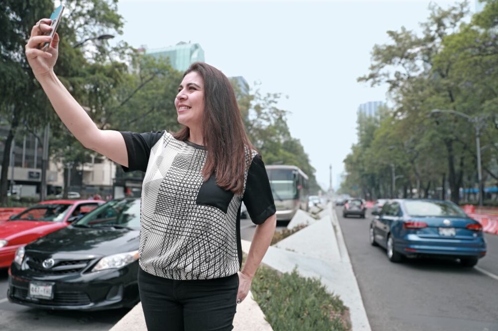 Irene tiene 11 mil seguidores en Twitter y en Facebook 2 mil. Para ella, la mejor parte de ser mamá bloguera es poder compartir experiencias y ayudar a otras mujeres (ALEJANDRA LEYVA. EL UNIVERSAL)