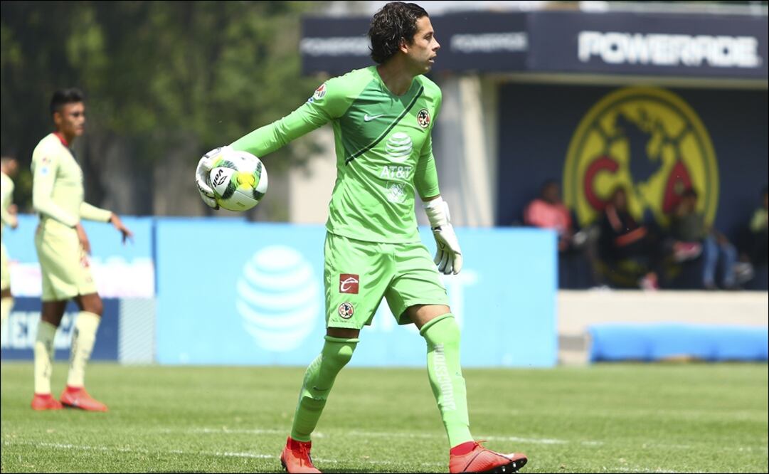 Jiménez señaló que sí quiere llenarle el ojo al técnico Miguel Herrera. Foto: Imago 7