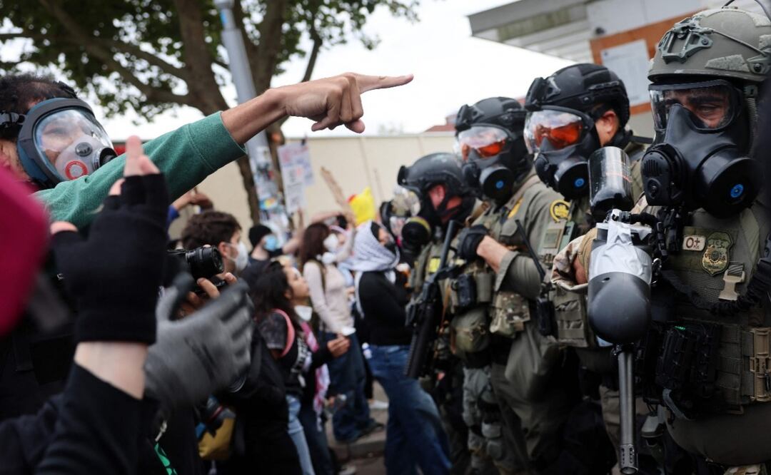 Protestas contra la administración Trump y su anuncio de enviar tropas de la Guardia Nacional a Portland, Oregón, EU (4/10/2025). Foto: Spencer Platt / AFP