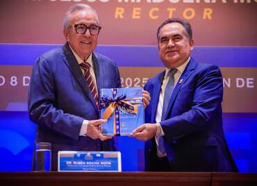 Rubén Rocha ofrece duplicar premio para medallistas deportivos de la UAS; garantiza que su gobierno seguirá apoyando a la universidad