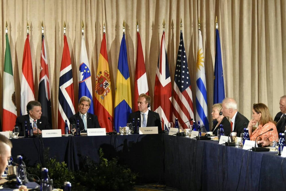 Imagen tomada del Twitter de Claudia Ruiz Massieu