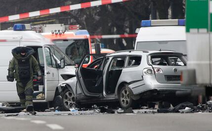 Explosión de auto en Berlín deja un muerto