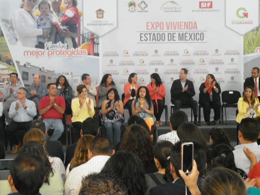 Implementan programa de vivienda para profesores del Edomex