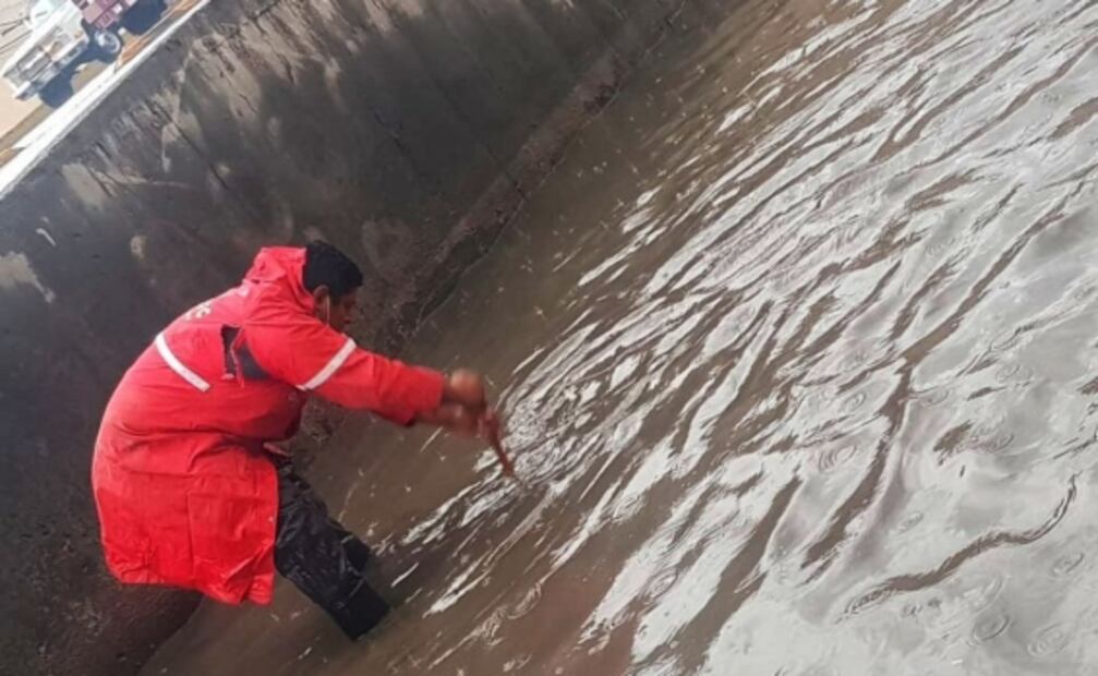 Inundaciones en Ecatepec alcanzan el medio metro de altura 