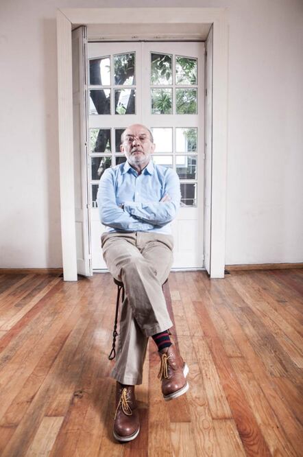 En "Habitación con retratos. Ensayos sobre la vida de Octavio Paz", Sheridan revisa las facetas del poeta a través de archivos, entrevistas, libros y testimonios (GERMÁN ESPINOSA. EL UNIVERSAL)