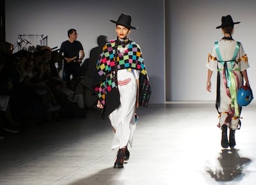 Carla Fernández presenta colección en Londres