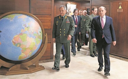 Más países piden a sus ciudadanos dejar territorio ucraniano