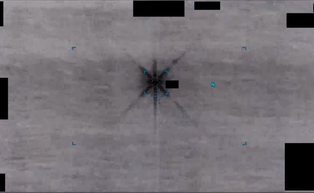 Captura de un video militar de un fenómeno aéreo no identificado sobre el Mar Amarillo, incorporado en el cuarto lote de archivos desclasificados. Foto: Departamento de Guerra de Estados Unidos