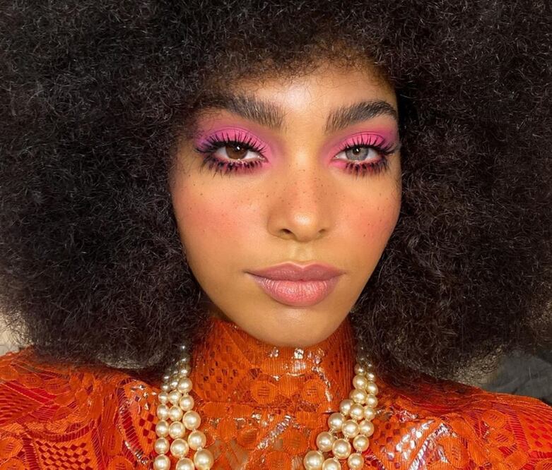 No necesitas mucho para lucir de lo mejor en la cena de Año Nuevo         Foto: Instagram