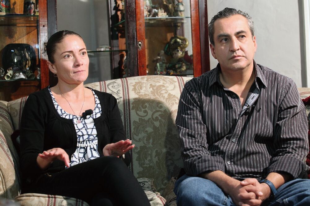 Los padres de la joven de 21 años buscan crear una ley para garantizar el tránsito seguro de ciclistas y peatones en la ciudad para que no se repita un accidente como el que sufrió su hija (VALENTE ROSAS. EL UNIVERSAL)