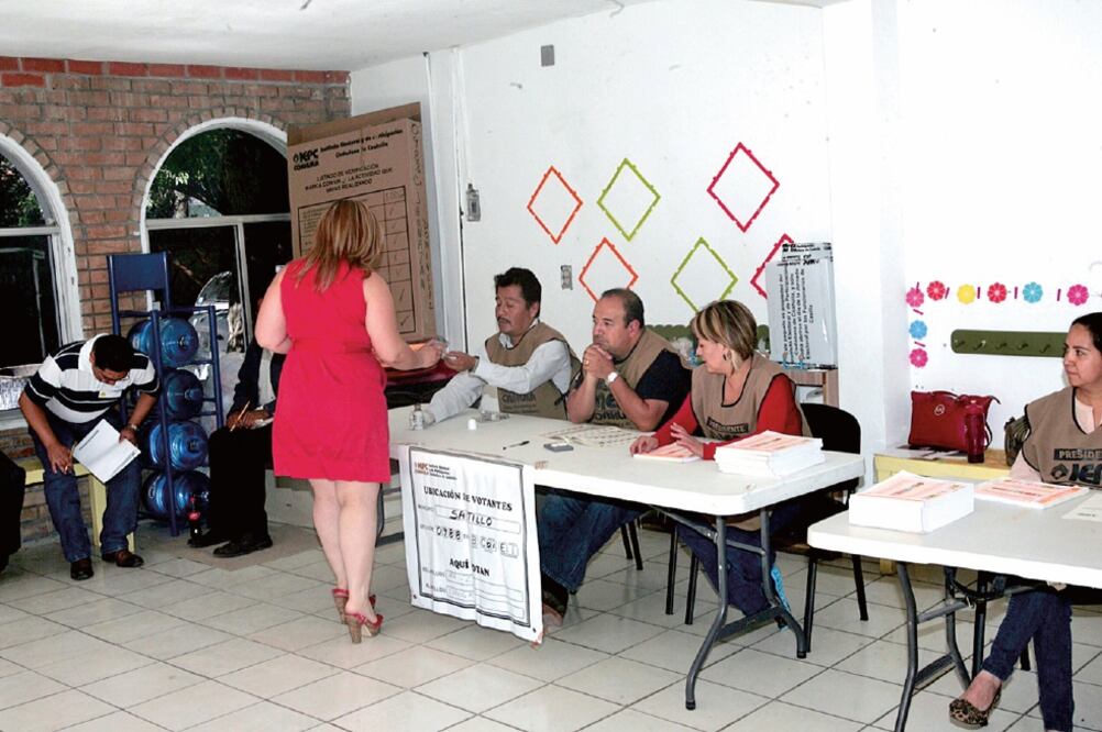 Actualmente los ayuntamientos tienen un periodo de cuatro años; en 2018 será sólo de un año pero los alcaldes podrán buscar ser reelectos por otros tres (ARCHIVO EL UNIVERSAL)