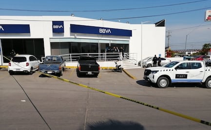 Intento de asalto en sucursal bancaria deja dos lesionados en Sinaloa