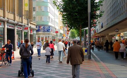 Ola de Covid-19 por ómicron supera los 2 millones de casos diarios en el mundo y ya saturó sistemas de salud: OMS