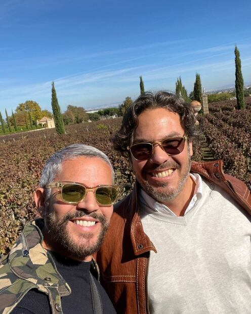 El novio de Rodner Figueroa rompió el silencio tras la salida del conductor de Telemundo