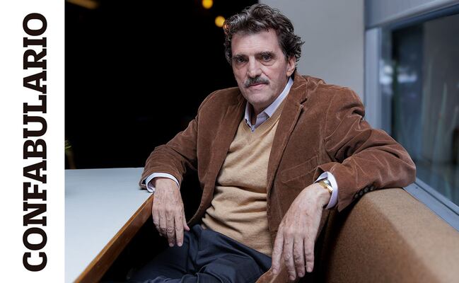 Confabulario; Enrique Serna: Desacralizar la historia 