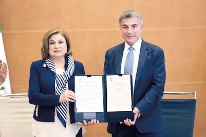 Gobiernos de Puebla y federal firman pacto anticorrupción