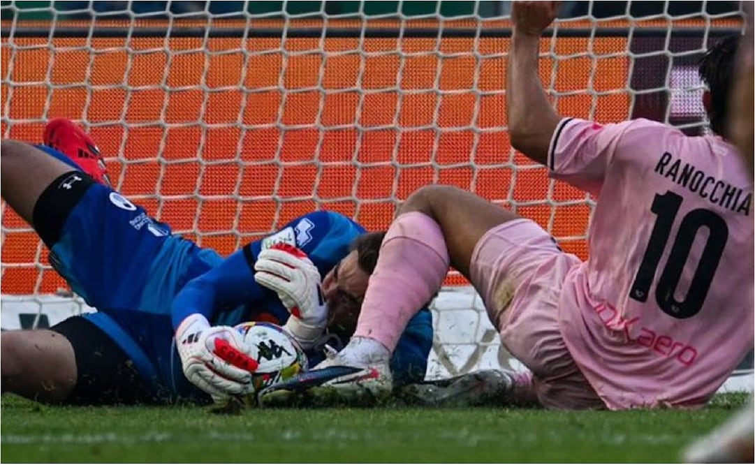 FOTO: ESPECIAL - Preocupación en Italia: Jonathan Klinsmann sufre fractura de cuello