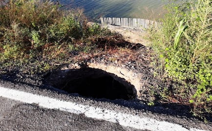 Se abre socavón en vía principal de Sinaloa 