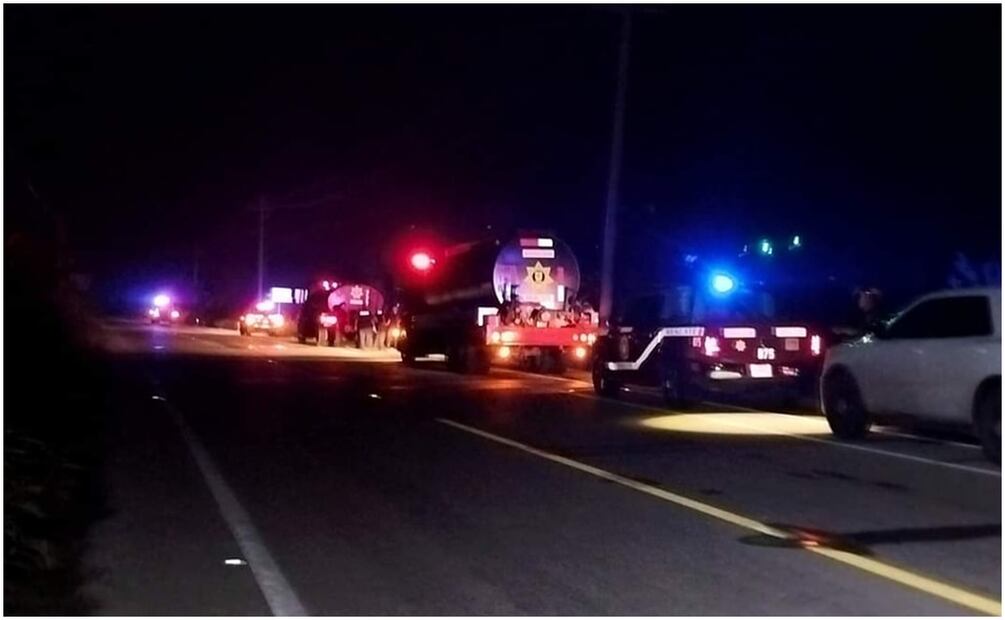 Bomberos de la Secretaría de Seguridad Pública lograron controlar un incendio en montes de Sisal, Yucatán. Foto: Especial