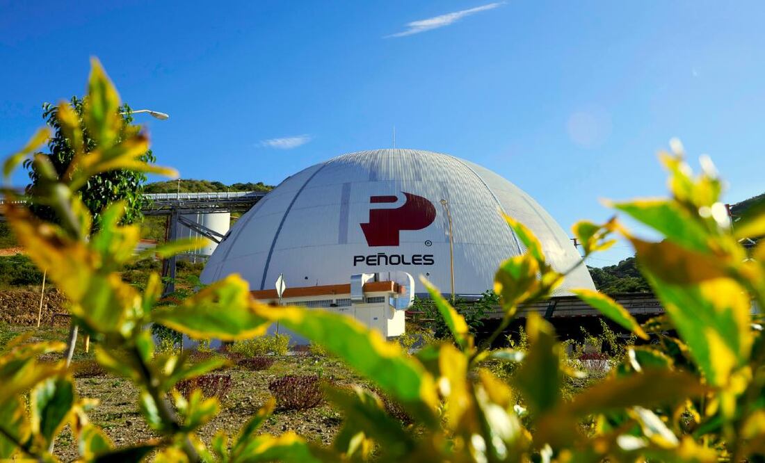 Peñoles precisó que todas sus unidades de negocios continúan sus actividades y no se ha experimentado ninguna intermitencia en sus operaciones, tanto en su sistema principal, como el alternativo y de respaldo. Foto: X @IndPenoles