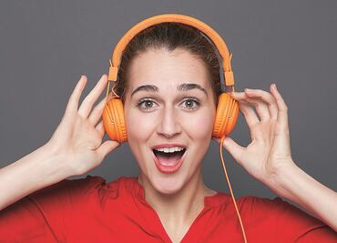 Hábitos musicales de los 'millennials' ponen en riesgo sus oídos: OMS