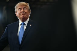 Trump sorprende al mundo: anuncia que declarará el estrecho de Ormuz territorio de EU