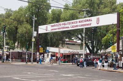 Denuncian en IPN intromisión de ex director