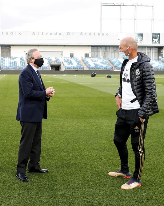 Zizou cumple mañana 200 partidos como DT blanco. Facebook