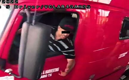 Madre de chofer del tráiler con migrantes en Texas "lo agarraría a cachetadas"