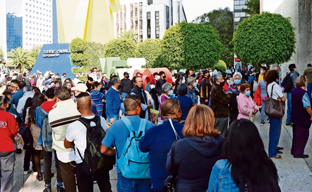 Durante el primer semestre de este año el total de atenciones a contribuyentes en el SAT fue de 20.8 millones, de las cuales 12 millones se llevaron a cabo presencialmente.