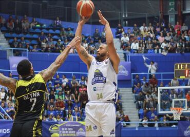 Capitanes aprovecha la localía ante Fuerza Regia en el Juego 3