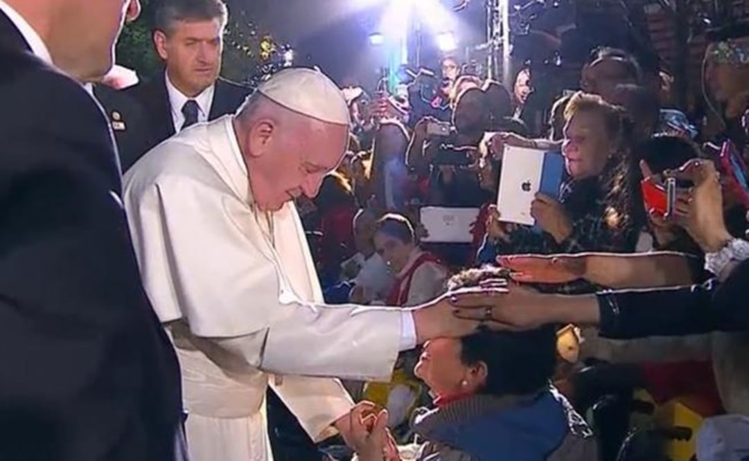 He also asked them to pray for the children and the sick. (Photo: SPECIAL)