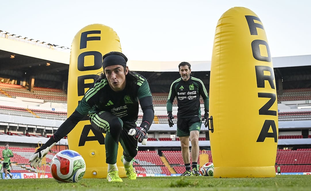 Carlos Acevedo durante un entrenamiento de la Selección Mexicana. FOTO: IMAGO7
