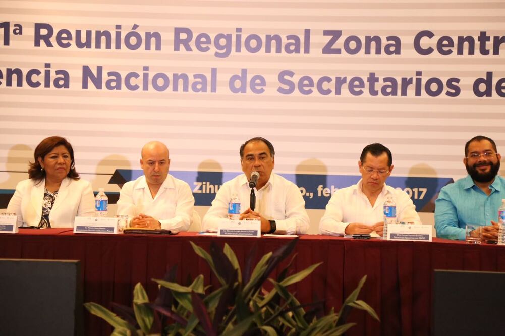 El titular de la CNS, Renato Sales Heredia, propuso una mayor coordinación entre los gobiernos federal y estatal para combatir con mayor eficacia y eficiencia a la delincuencia (Foto: Especial)