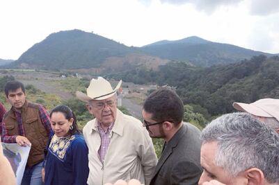 Exigen cancelar aeropuerto en Texcoco, sin hacer consulta 