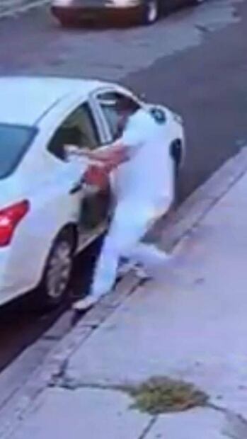 Presuntos asesinos de secretario del ayuntamiento de Bácum, se disfrazaron de enfermeros