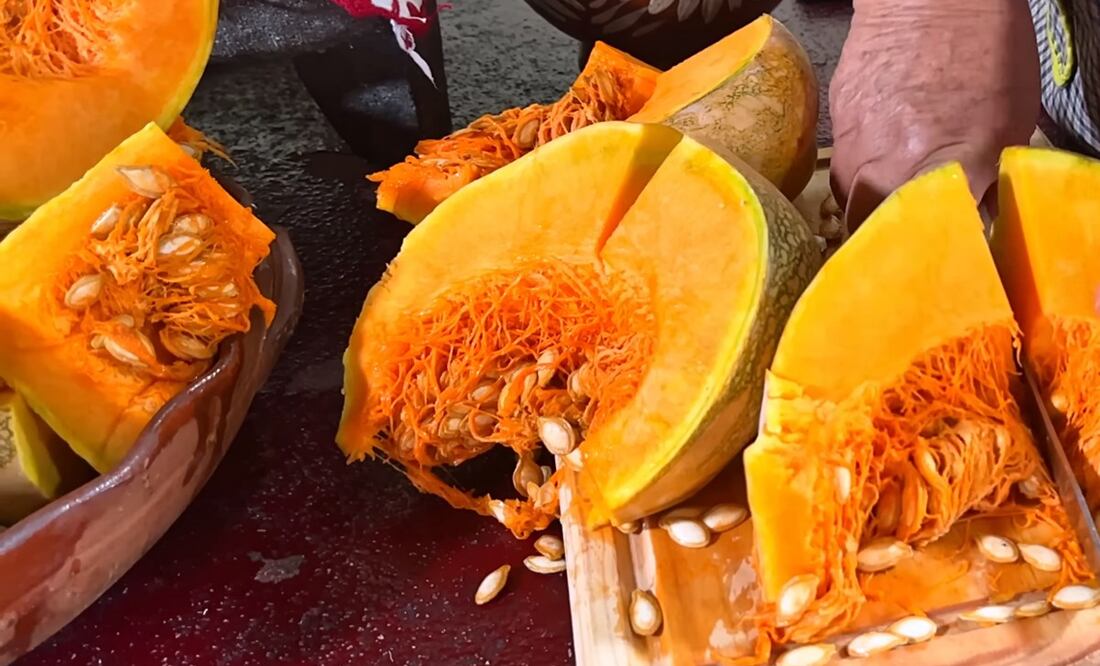 Doña Ángela comparte una receta sencilla del dulce de calabaza. Foto: Captura de pantalla / YouTube "De Mi Rancho a Tu Cocina"