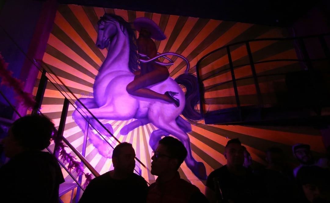  "La Revolución", de Fabián Cháirez, fue reproducida desde 2017 en tamaño mural en el Marrakech Salón. Foto: Carlos Mejía / EL UNIVERSAL