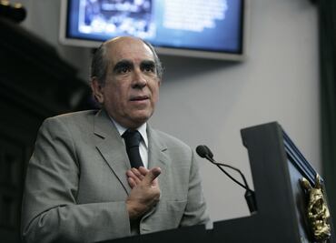 Fiscal no será definido por el “dedo” de AMLO: Pablo Gómez