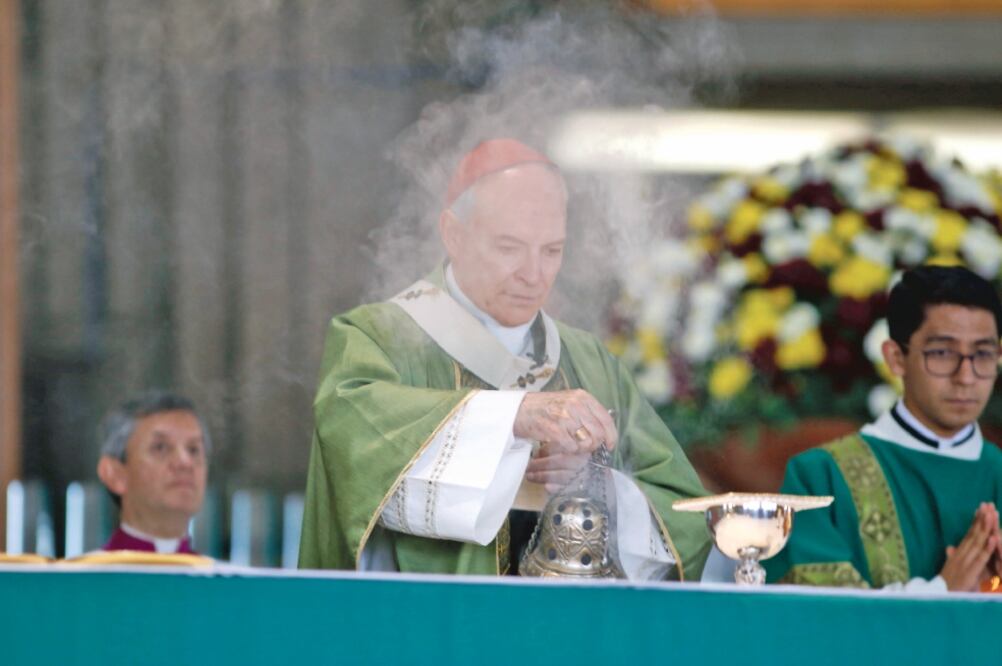 Prudencia y justicia. Carlos Aguiar Retes pidió orar por los que gobiernan las naciones y tienen bajo su poder el destino de los pueblos (ARCHIVO EL UNIVERSAL)