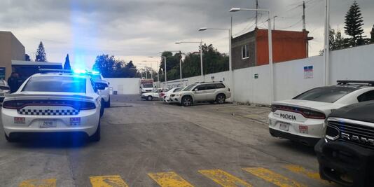 Ataque a tiros en México-Cuernavaca deja un muerto y un lesionado de gravedad; agresores huyeron