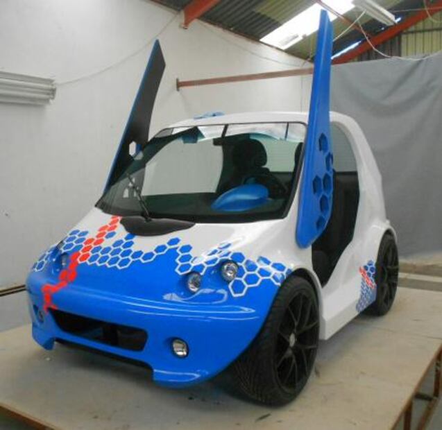 Mexicano crea auto eléctrico