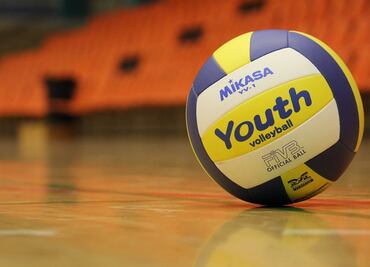 Juez ordena permitir inscripción de mujer transgénero a torneos de Voleibol de la Federación