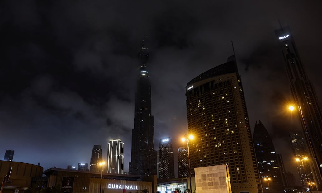 Una ola de tormentas está azotando la mayoría de las ciudades de los EAU y otros países de la región. Foto:  EFE/EPA/ALI HAIDER.
