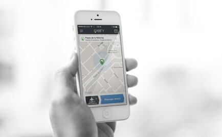 Choca zepelín de Cabify en Lomas Verdes