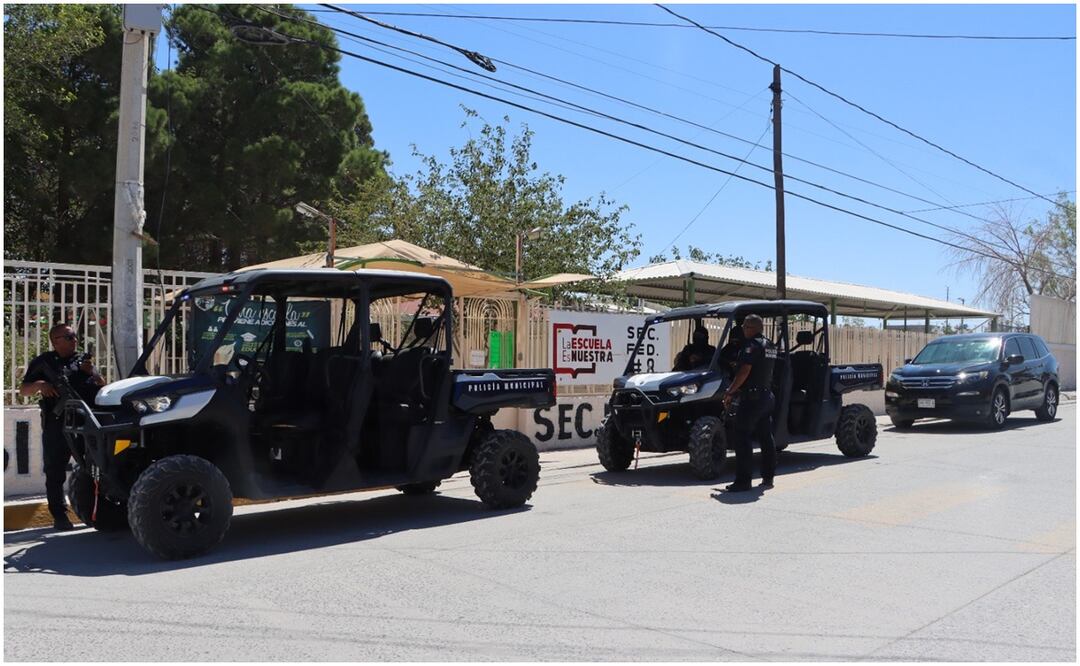 Operativo de seguridad afuera de escuelas en Ciudad Juárez tras supuestos ataques. Foto: Especial