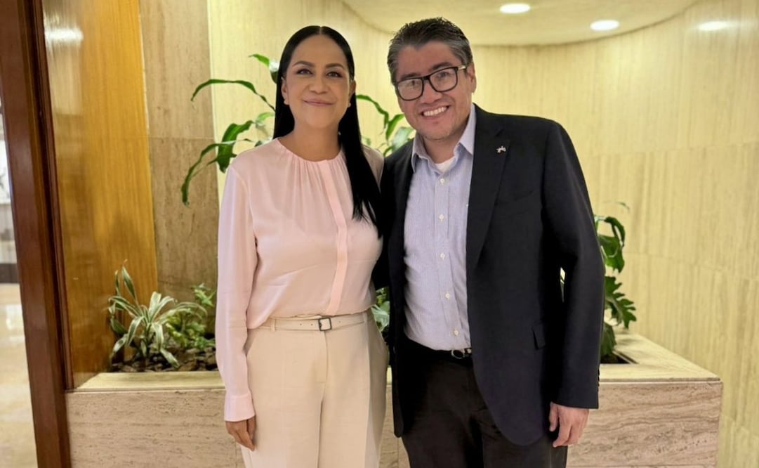 La dirigente nacional de Morena, Ariadna Montiel, y el senador Saúl Monreal. Foto: X @A_MontielR